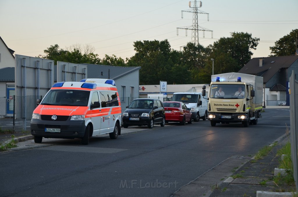 Einsatz BF Koeln Klimaanlage Reisebus defekt A 3 Rich Koeln hoehe Leverkusen P188.JPG